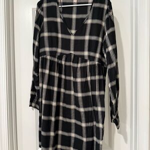 Knox Rose Black and White Plaid Long Sleeve Dress NWOT